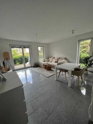 EG-Wohnung mit Garten und Terrasse