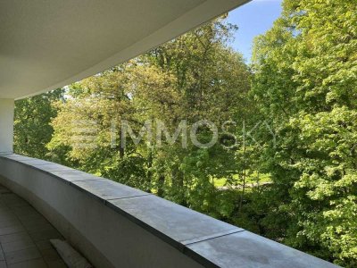 Ein Zuhause zum Träumen: Dachterrasse mit Parkblick für Ihre Familie