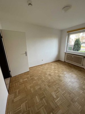 WG 1 Zimmer in 3er WG, Zi1,3  nähe München in Unterhaching