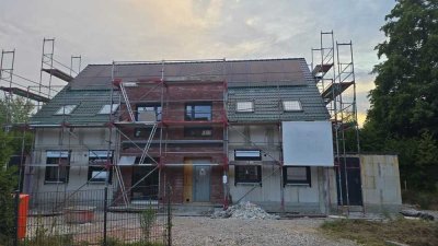 Erstbezug mit Garten: Geschmackvolle 2-Raum-Erdgeschoss-Wohnung - Barrierefrei