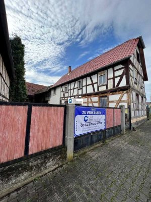 Exklusives BIETERVERFAHREN : Grundsteuerfreies Einfamilienhaus mit Denkmalschutz in Nidderau-Eichen