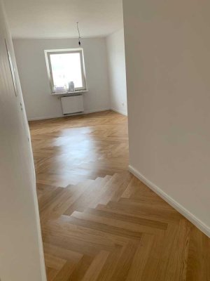 Erstbezug nach Sanierung mit Balkon: ansprechende 1-Zimmer-Wohnung in Düsseldorf Flingern