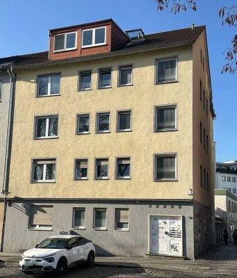 Dachgeschoss-Wohnung nähe Hauptbahnhof mit großer Dachterasse