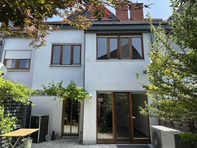 Platz zum Leben & Wohlfühlen – Familienfreundliches Reihenhaus mit Garten