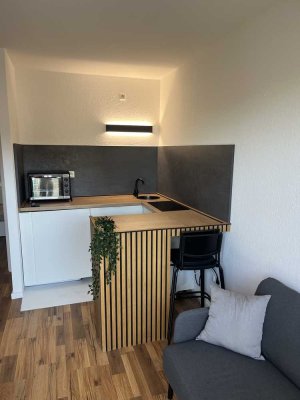1 ZKBB SINGLE App. in Laufnähe zum Klinikum - saniert - Balkon - möbliert -