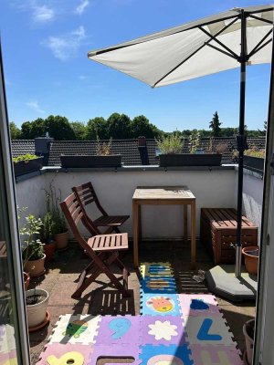 Renovierte ruhige 4-Zi. Maisonette-Whg. mit Südbalkon & Domblick mitten in Dellbrück