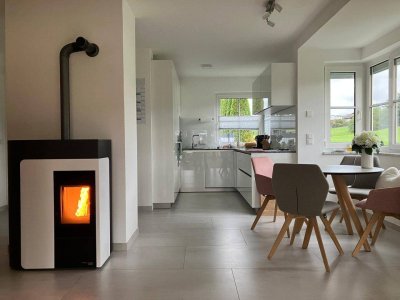 Clever &amp; Smart! 118 m² Maisonetten-Wohnung in Henndorf a. Wallersee!