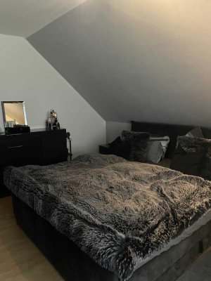 Gemütliche Dachgeschosswohnung mit EBK