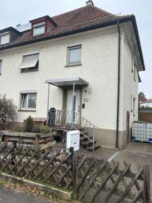 Doppelhaushälfte - Ideal als Ein- oder Zweifamilienhaus
