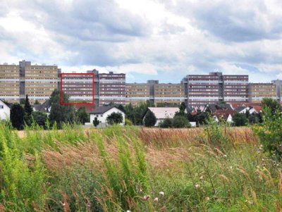 Helle 2-Zimmer-Maisonette mit Loggia, Tiefgarage und Mieter
