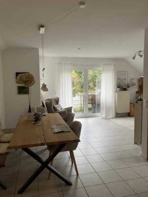 Helle 3-Zimmer Dachgeschosswohnung mit Balkon in Plettenberg