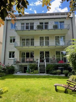 Penthouse in Alster- und Feenteichnähe mit Dachterrassen & Gartenidylle