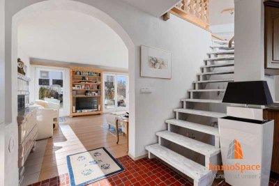 ImmoSpace *** EINFAMILIENHAUS MIT VIEL PLATZ *** 4 ETAGEN UND EIN TRAUMHAFTER GARTEN ***