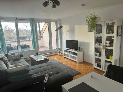 Helle 2,5-Zimmer-Wohnung mit Dachterrasse im Pilziggrund