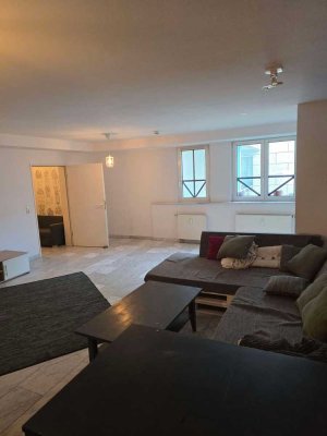 4-Zimmer-Wohnung mit 2 WC's in der City (WE3.004)