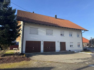 Geräumiges Bauernhaus mit 9 Zimmern und Garage in Bad Wurzach