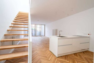 Hey Family �� Gehobene 4 Zimmer Maisonette-Wohnung im denkmalgeschützten Altbau