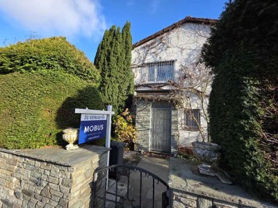 BIETERVERFAHREN: Sanierungsbedürftiges EFH mit vielen Optionen auf wunderschönem Südgrundstück!