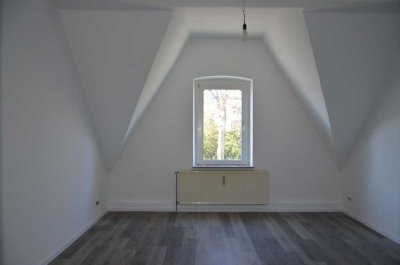 gehobene 6 Zimmer Wohnung über 2 Etagen mit 120 m²