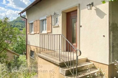 Zweifamilienhaus mit Potential in Top Aussichtslage - Renovierungsbedürftig