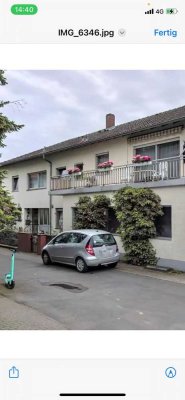 Helle 3-Zimmer-Wohnung mit Balkon in Darmstadt-Eberstadt