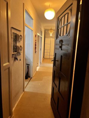Fully Furnished 3-Raum-Wohnung in Berlin Neukölln facing canal ( 1 year or 2 year Sublet )