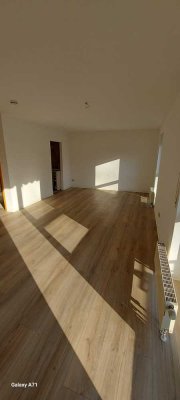 1-Raum-Wohnung mit Balkon im 1. OG in zentraler Lage in 15370 nahe S-Bahnhof Petershagen