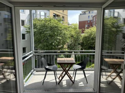 Provisionsfrei in Ottensen! 3 Zi. - gr. Balkon- neu saniert- hohe Decken- Einbauküche- Energiewert B