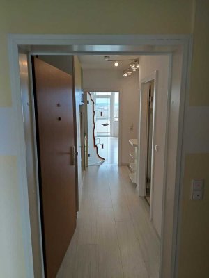 Exklusive 1-Zimmer-Penthouse-Wohnung mit gehobener Innenausstattung mit Einbauküche in Bad Füssing