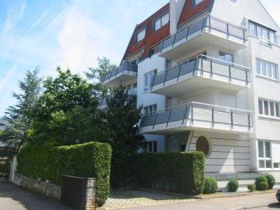 Kleine 2. Zi. Wohnung in Stuttgart-Plien.