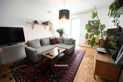 Perfekte Single Wohnung mit riesigem Balkon und Parkplatz!