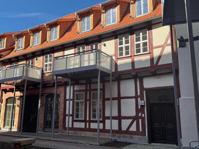 *Erstbezug* hochwertige 3-R.-Maisonette-Wohnung im Herzen der Altstadt