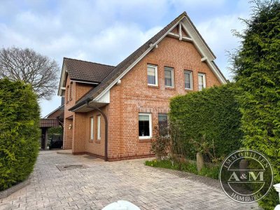 ++ Rarität in Grömitz - Charmantes Einfamilienhaus in ruhiger Lage, nahe dem Yachthafen ++