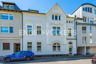 Schmuckstück in zentraler Lage – Altbauwohnung mit Potenzial!