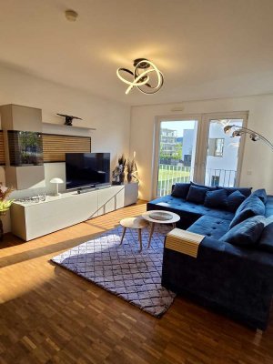 Modern möblierte 3-Zimmer-Wohnung mit Aufzug und Stellplatz in Köln-Ossendorf