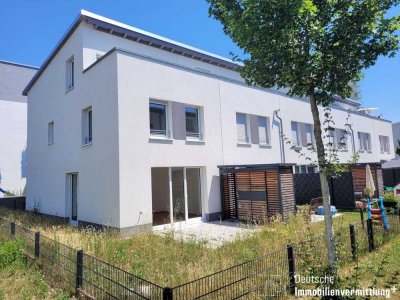 Reiheneckhaus mit Garten, Dachterrasse und Tiefgaragenstellplatz (ohne Keller)