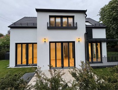 MODERN CLASSIC – Exklusives Einfamilienhaus in Bestlage Villenkolonie Gräfelfing