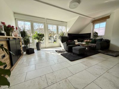 Attraktive Maisonette-Wohnung mit Balkon in Lücklemberg!