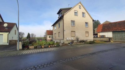 Mehrfamilienhaus in Ingolstadt-Hagau mit großem Grundstück