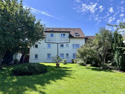 Gepflegtes Mehrfamilienhaus mit großem Garten und gewerblicher Bebauungsmöglichkeit