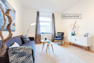 Über den Dächern von Essen: Helle 3 Zimmer Wohnung, ideal als WG