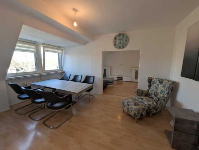 Möblierte 3-Zimmer-Dachgeschosswohnung in Essen-Altendorf