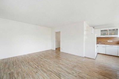 Obermenzing: Moderne Gartenwohnung mit Südost-Terrasse