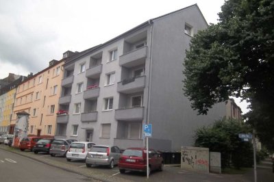 Großzügige, komplett sanierte, helle 2-Zimmer-Wohnung mit Balkon in Körne