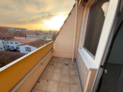 5 Zimmer-Wohnung mit Balkon sofort in Sömmerda zu vermieten !!!
