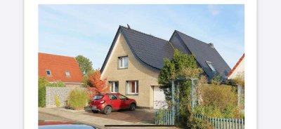 Ein Zuhause zum Wohlfühlen: Gepflegtes Mehrfamilienhaus in zentraler und ruhiger Lage von Cuxhaven