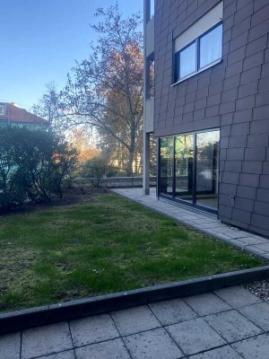 Rarität ! Exklusive 2-Zi.-Wohnung mit eigenem Dachgarten an der Mathildenhöhe in Darmstadt!