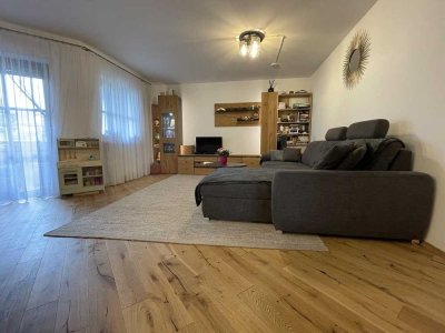 Charmante 3-Zimmer-Wohnung mit sonnigem Südwest-Balkon - renoviert & fußläufig zur S-Bahn!