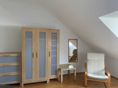 MÖBILIERTES APPARTEMENT AN WOCHENDHEIMFAHRER ZU VERMIETEN