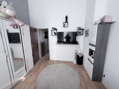 Saubere 1,5 Zimmer Wohnung mit Balkon